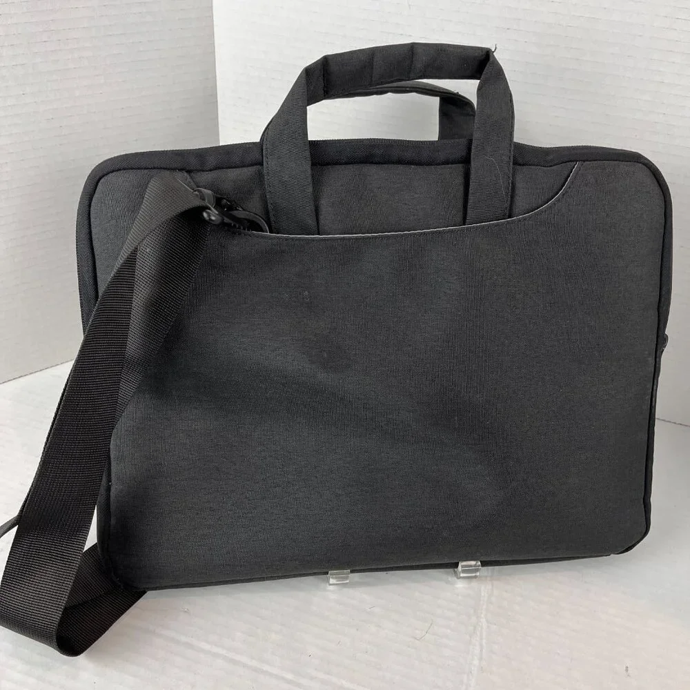 Black Canvas padded computer sleeve/carry case, 15